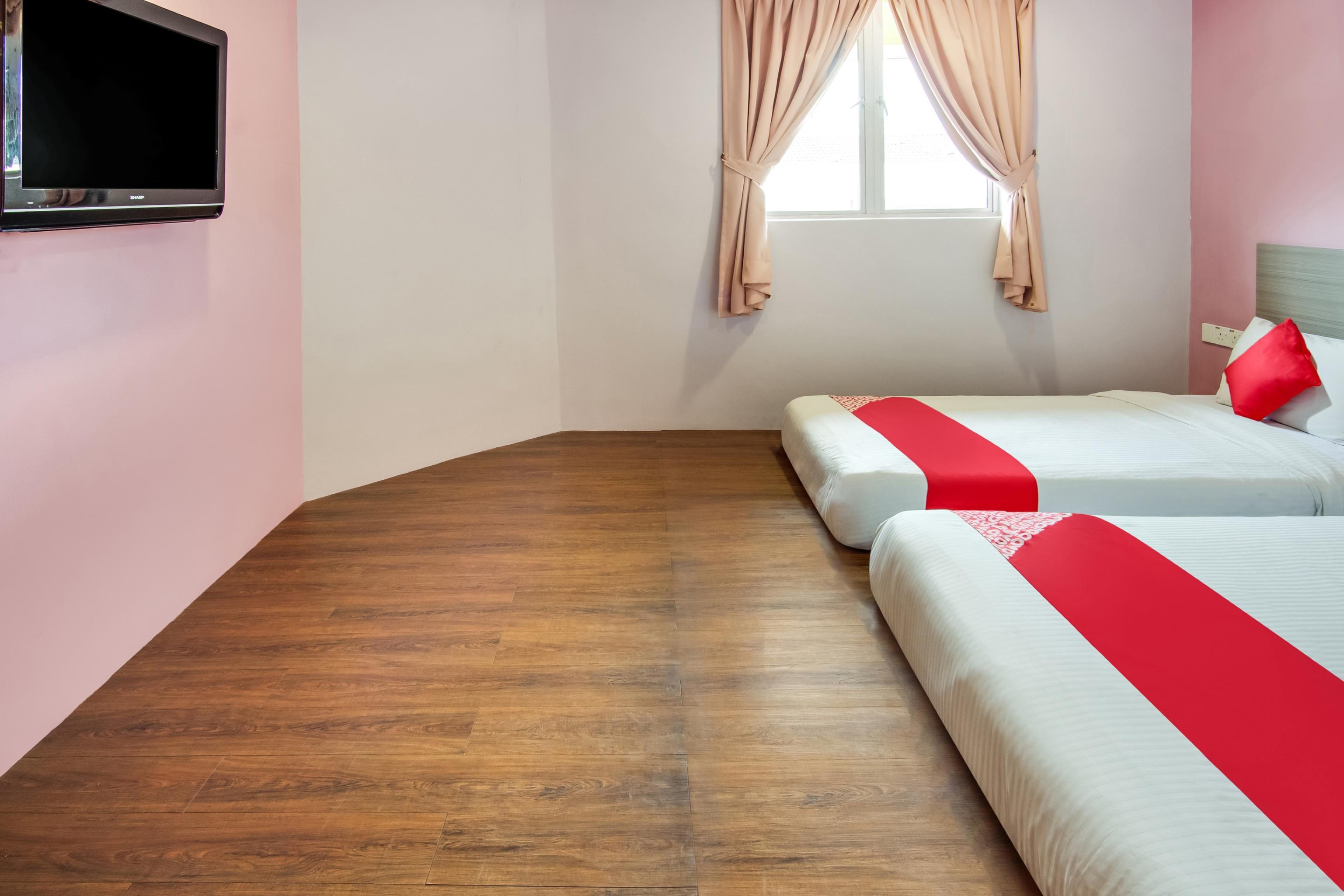 Oyo 89480 Dream House Hotel Skudai Zewnętrze zdjęcie
