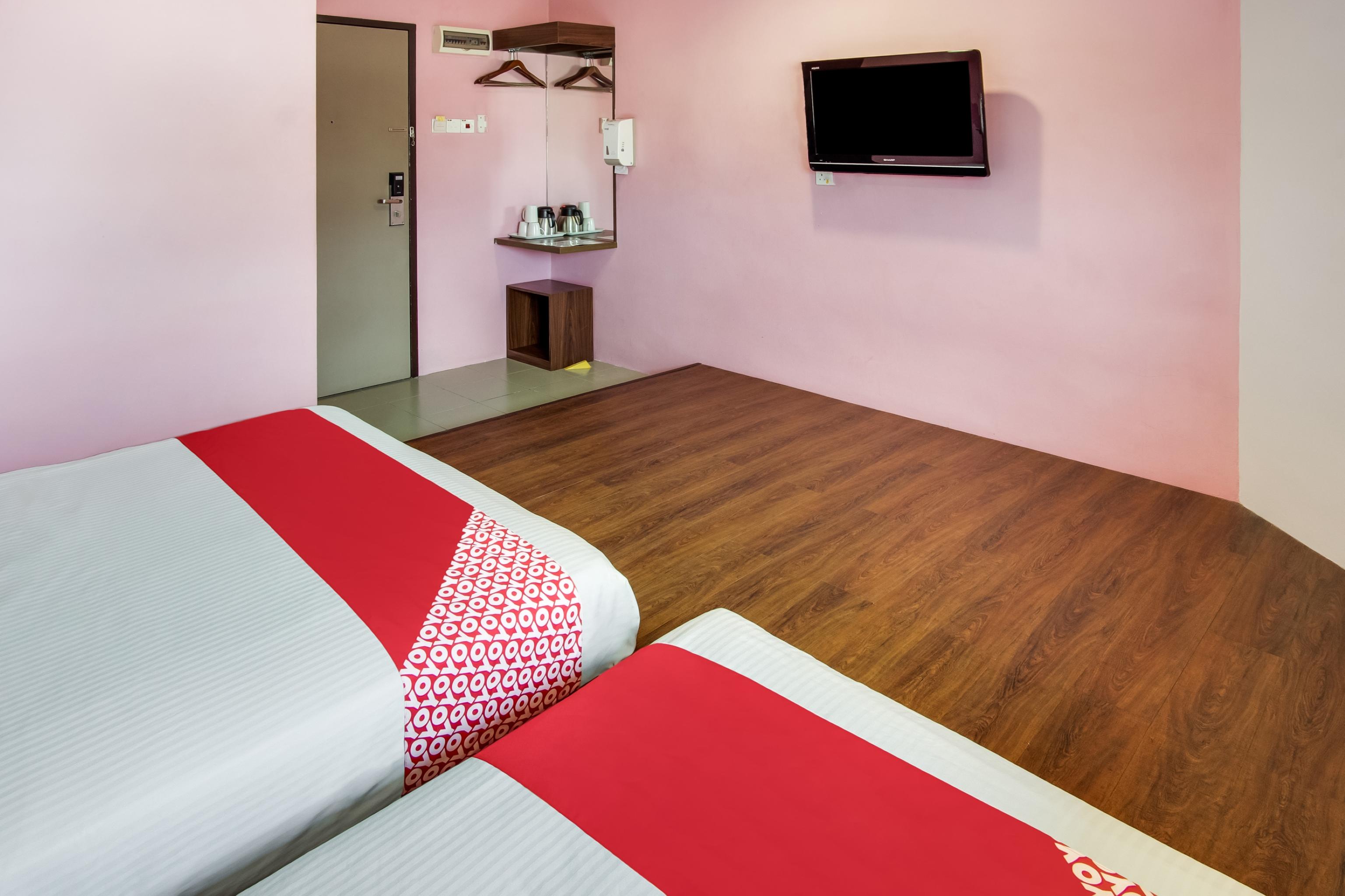 Oyo 89480 Dream House Hotel Skudai Zewnętrze zdjęcie