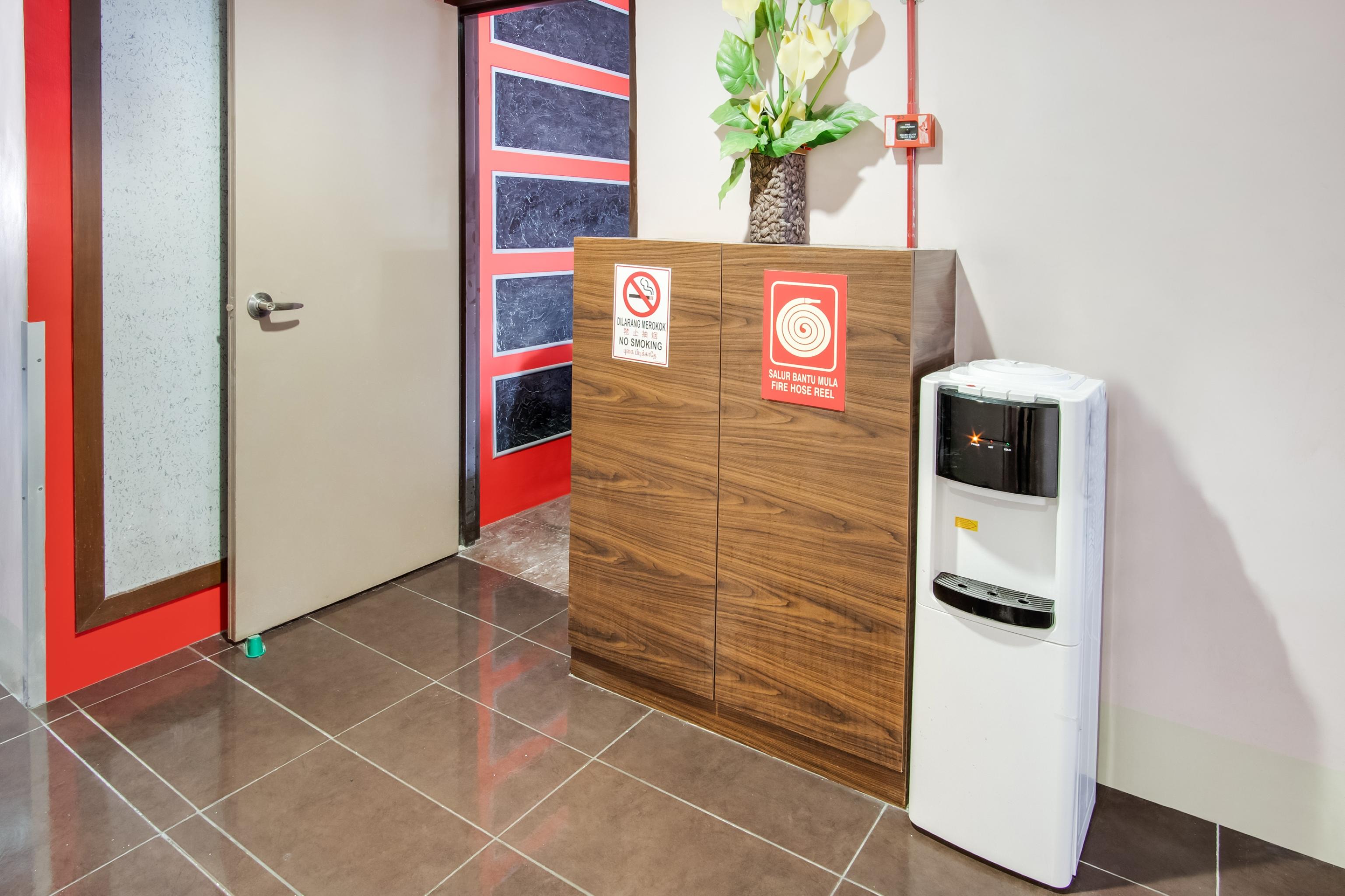 Oyo 89480 Dream House Hotel Skudai Zewnętrze zdjęcie