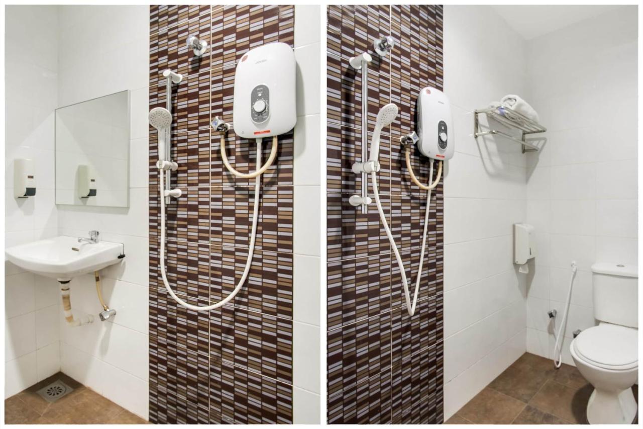 Oyo 89480 Dream House Hotel Skudai Zewnętrze zdjęcie