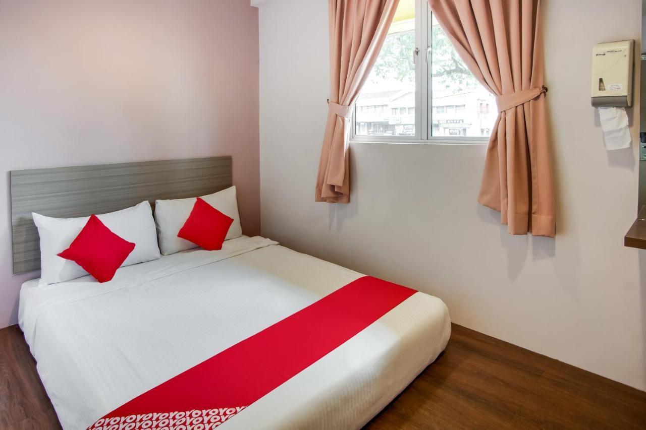 Oyo 89480 Dream House Hotel Skudai Zewnętrze zdjęcie